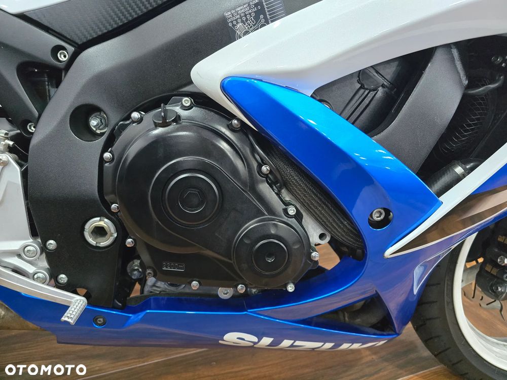 Suzuki GSX-R - 18
