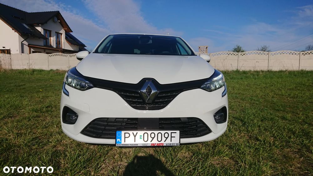 Renault Clio - 24