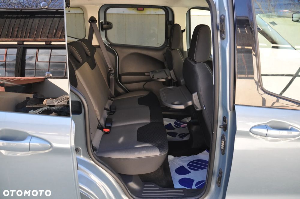 Ford Tourneo Courier - 11