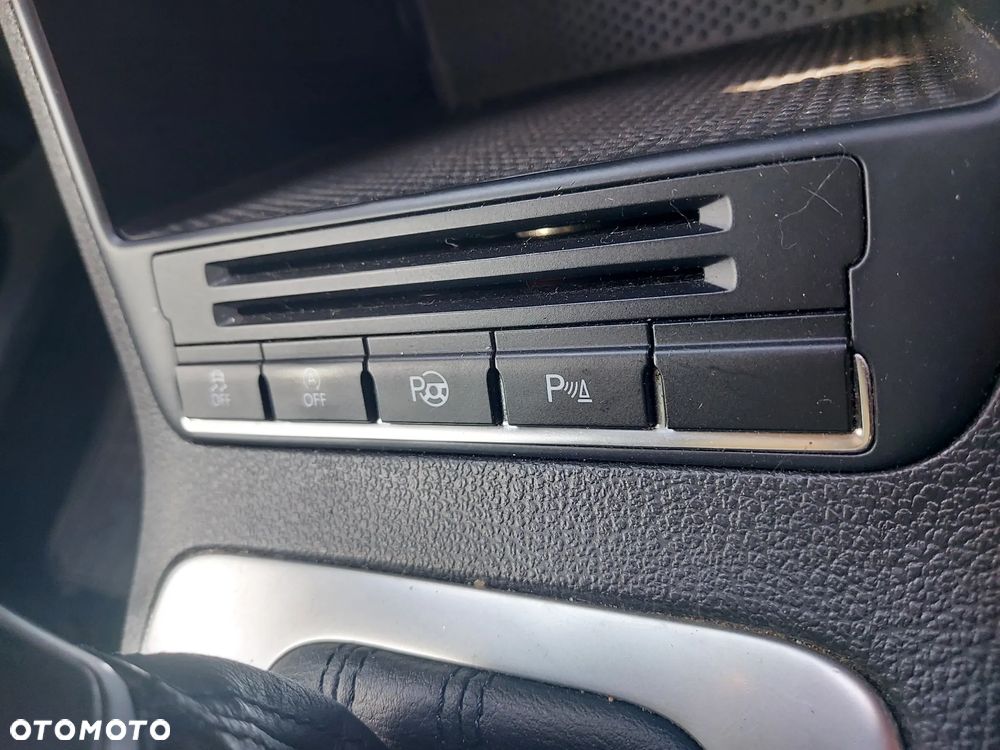 Volkswagen Tiguan 2.0 TDI 4Mot Sport&Style DSG - 10
