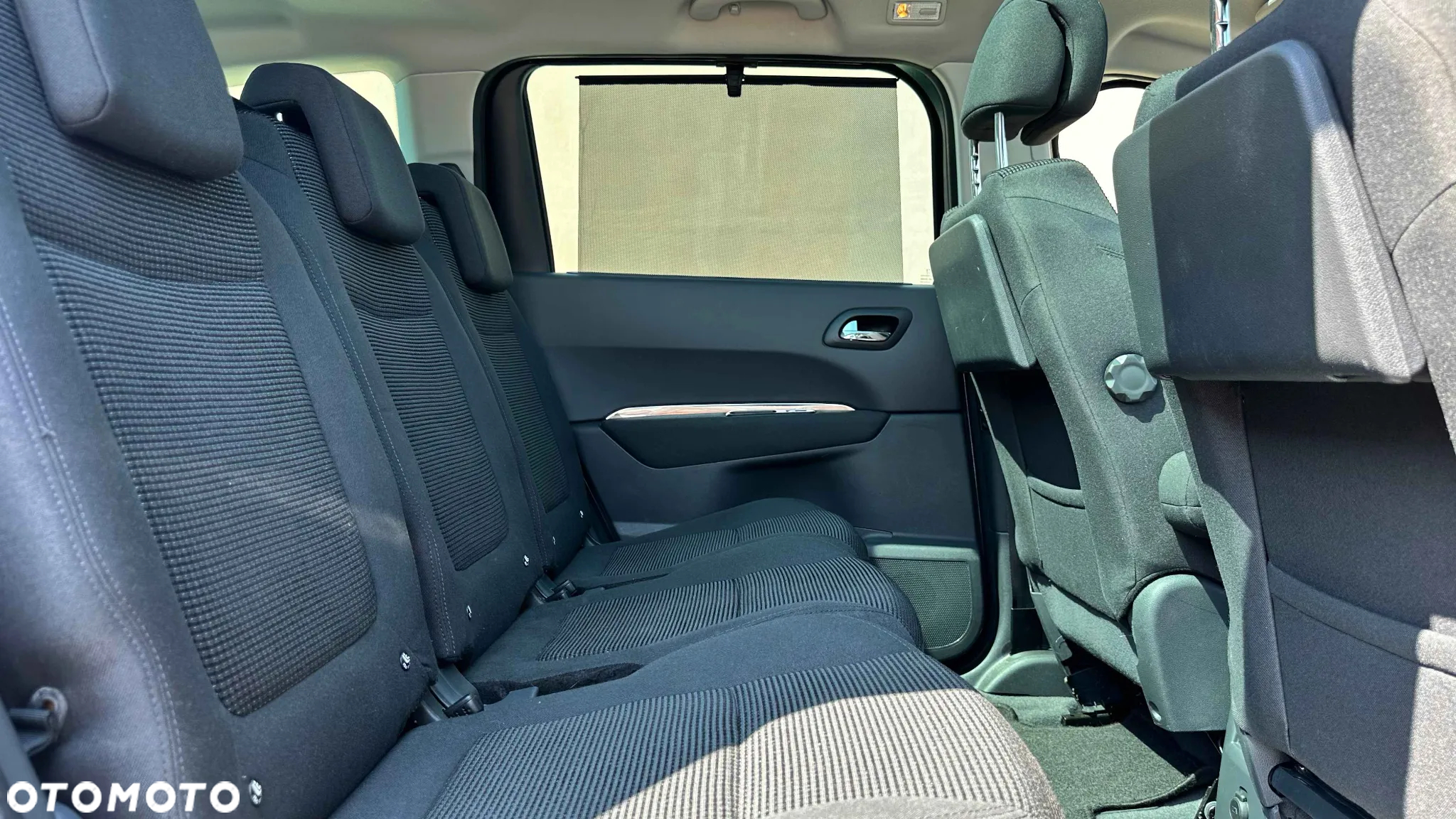 Peugeot 5008 - 6