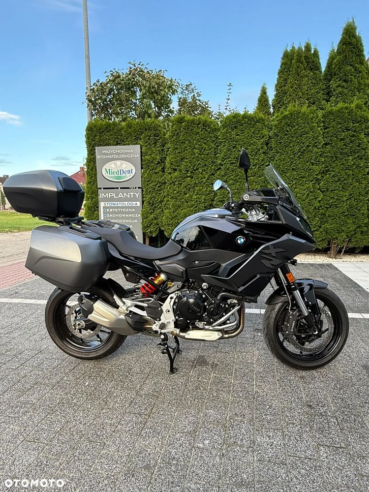 BMW XR - 1