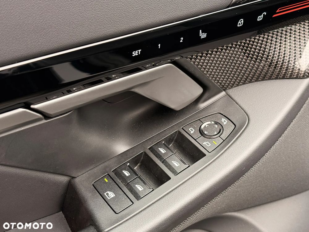 BMW Seria 5 520d xDrive - 27