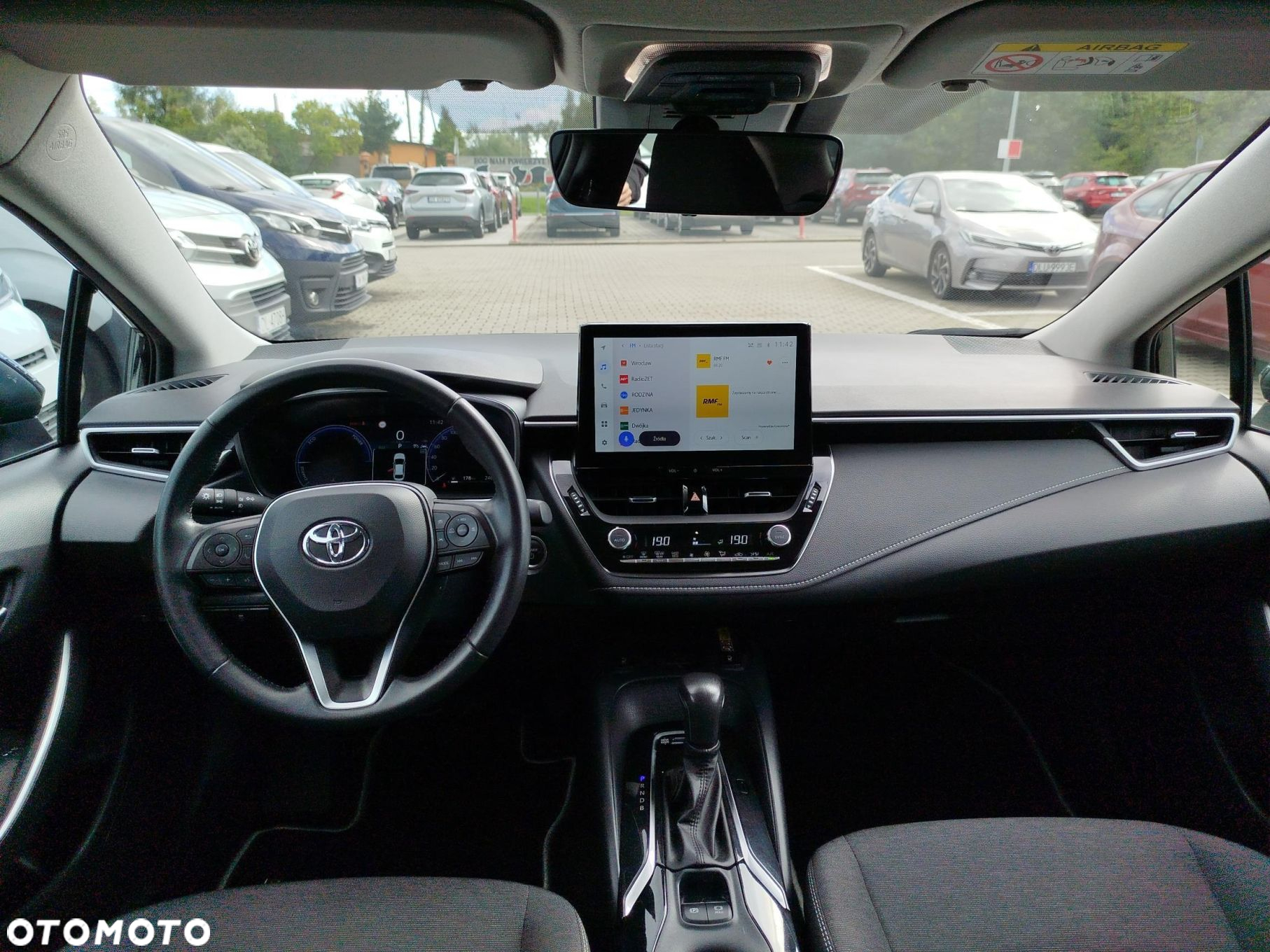 Toyota Corolla - 12