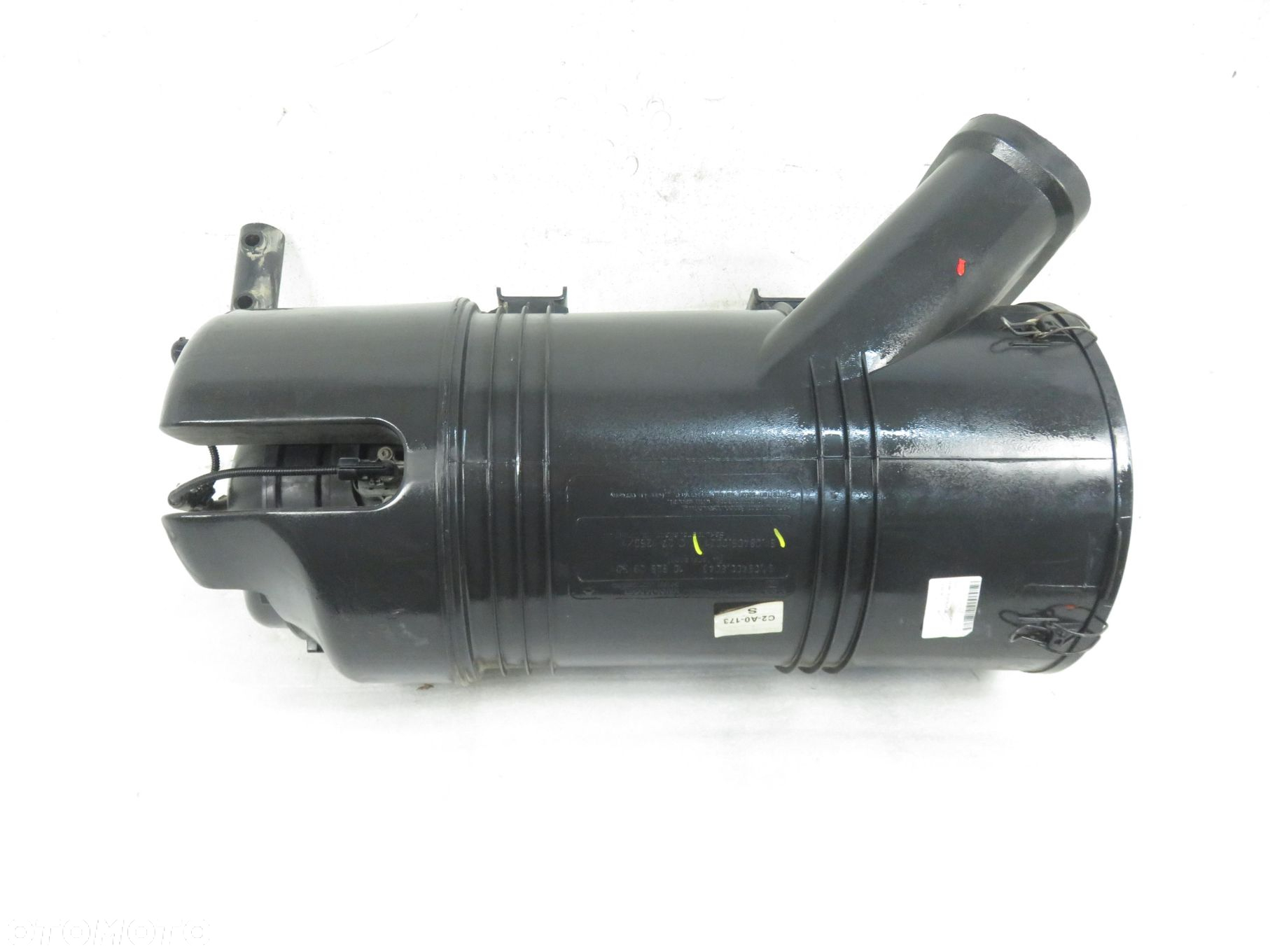 OBUDOWA FILTRA POWIETRZA MAN TGX I 18.480 - D 2676 LF 25 81084050021 - 7