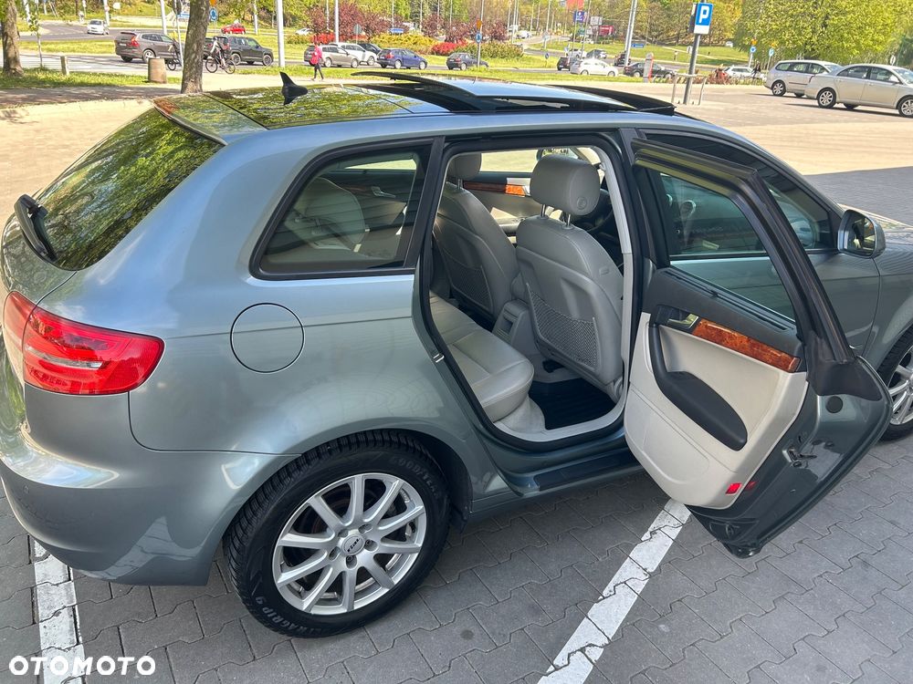 Audi A3 Sportback 1.6 TDI DPF Ambition - 8