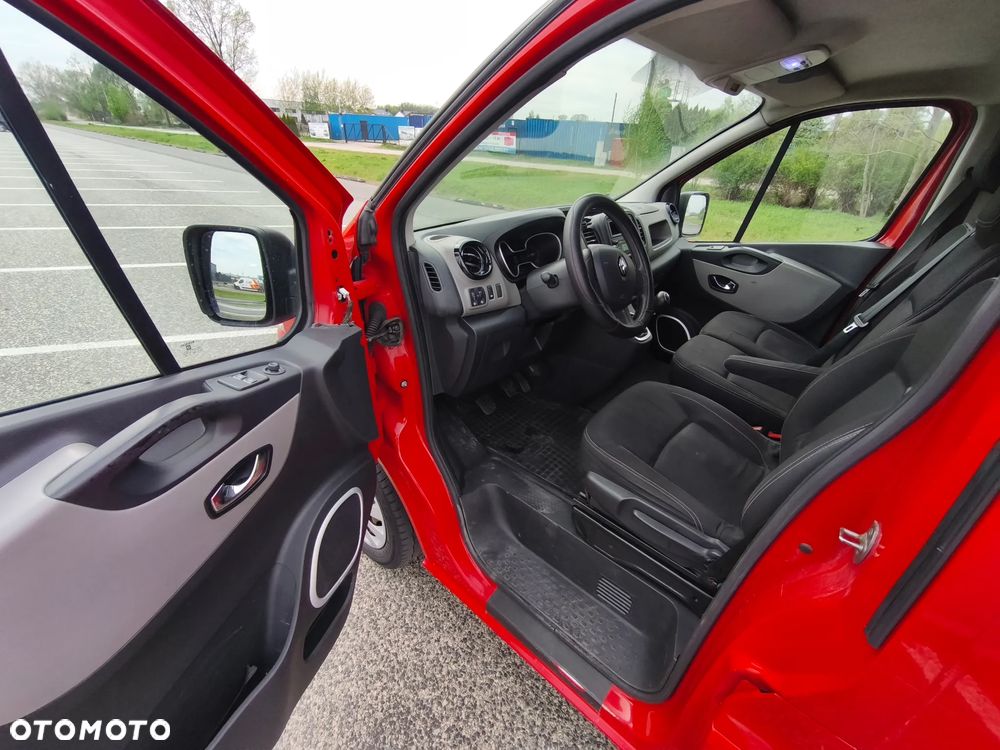 Renault TRAFIC - 10
