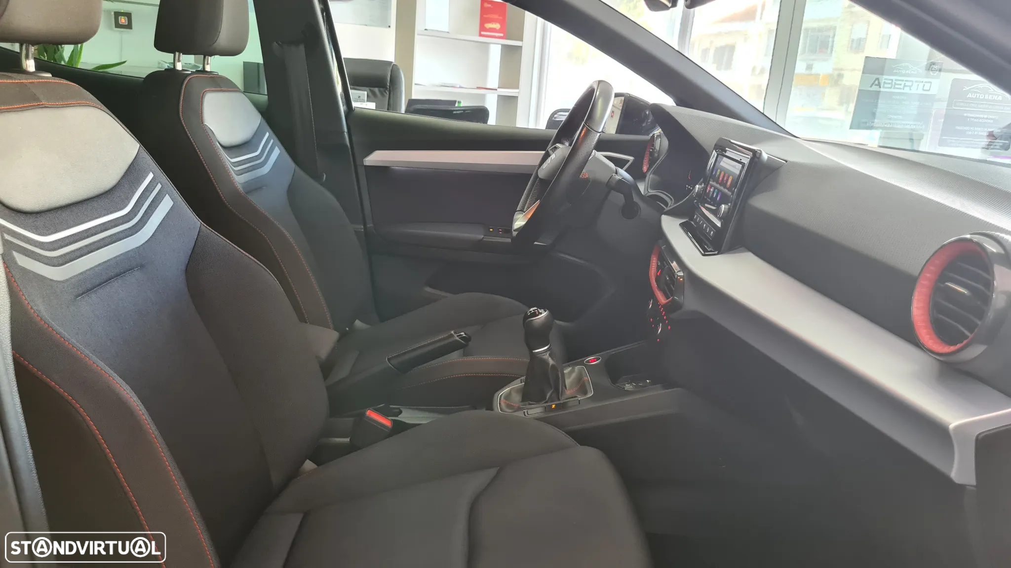 SEAT Ibiza 1.0 TSI FR - 33