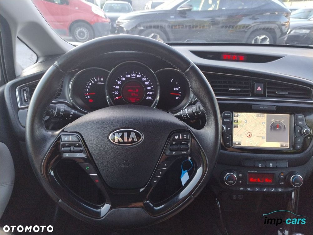 Kia Ceed - 18