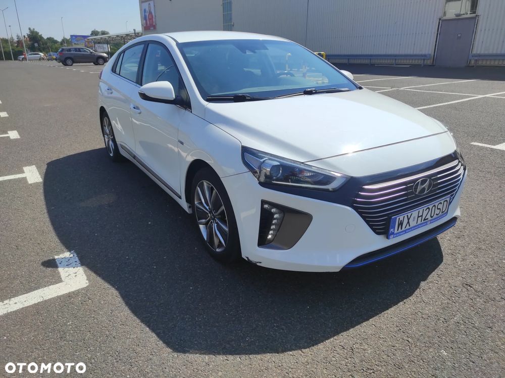 Hyundai IONIQ - 2