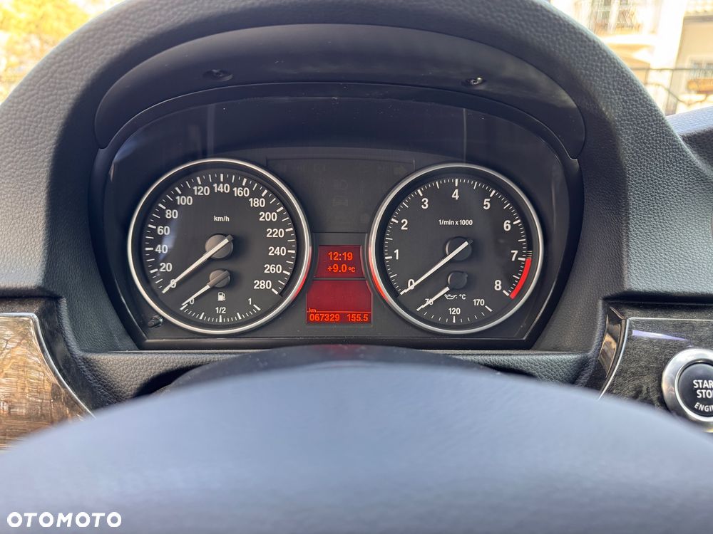BMW Seria 3 335i - 4