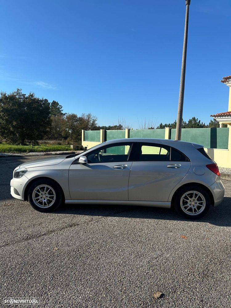 Mercedes-Benz A 180 CDI (BlueEFFICIENCY) - 3