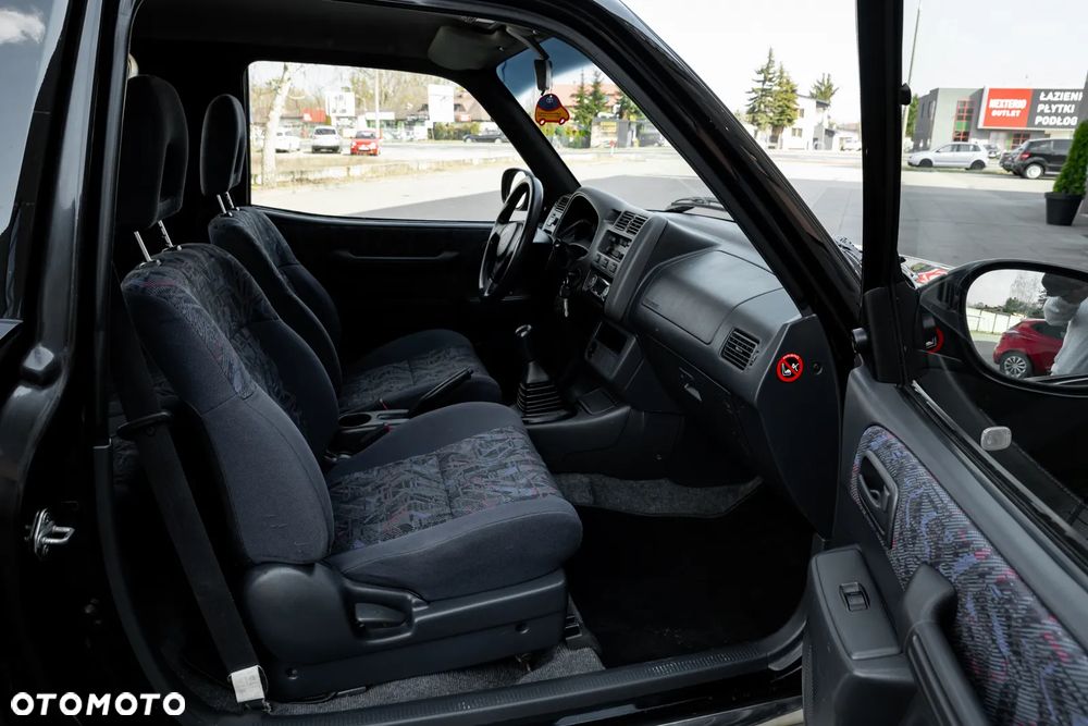 Toyota RAV4 2.0 Special - 13