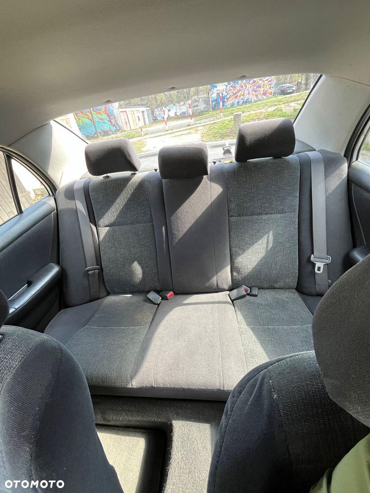 Toyota Corolla 1.6 VVT-i Sol - 14