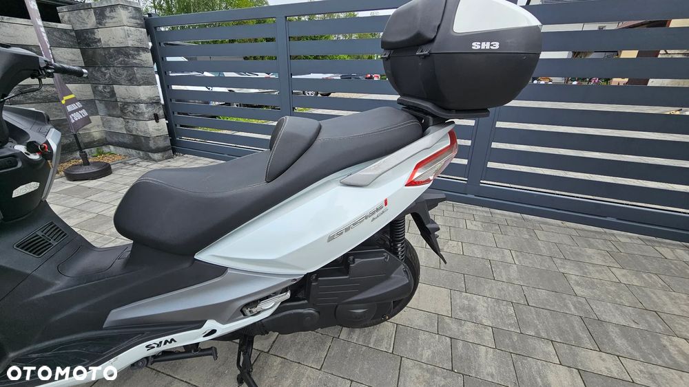 SYM GTS - 4