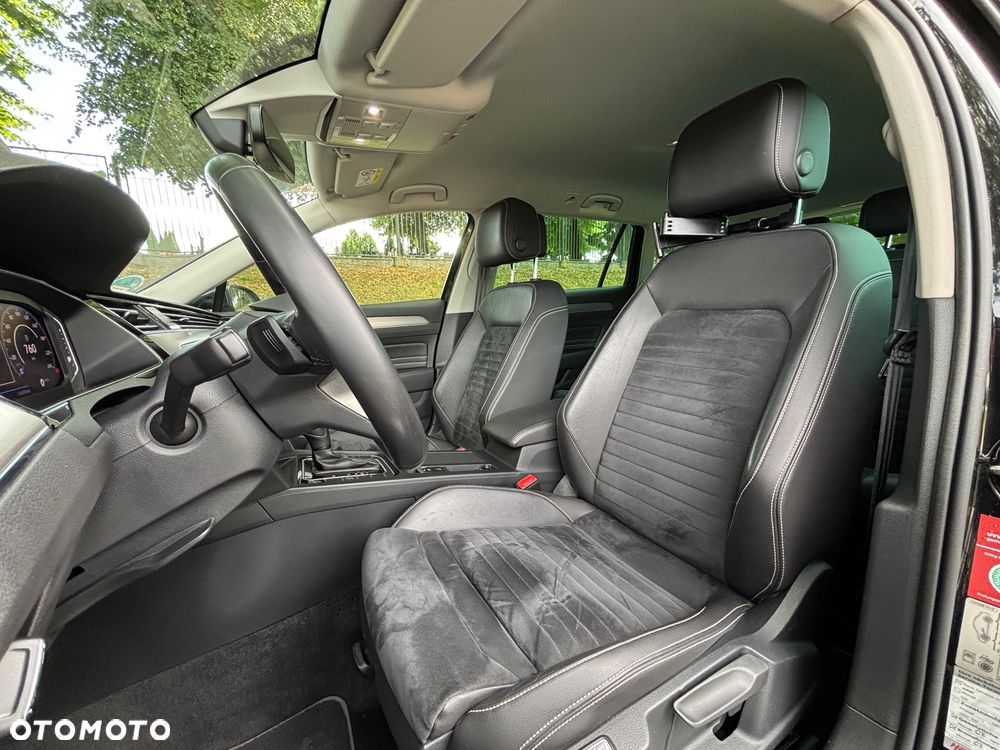 Volkswagen Passat 2.0 TDI 4Mot Elegance DSG - 27