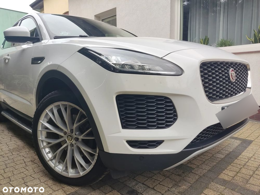 Jaguar E-Pace - 8