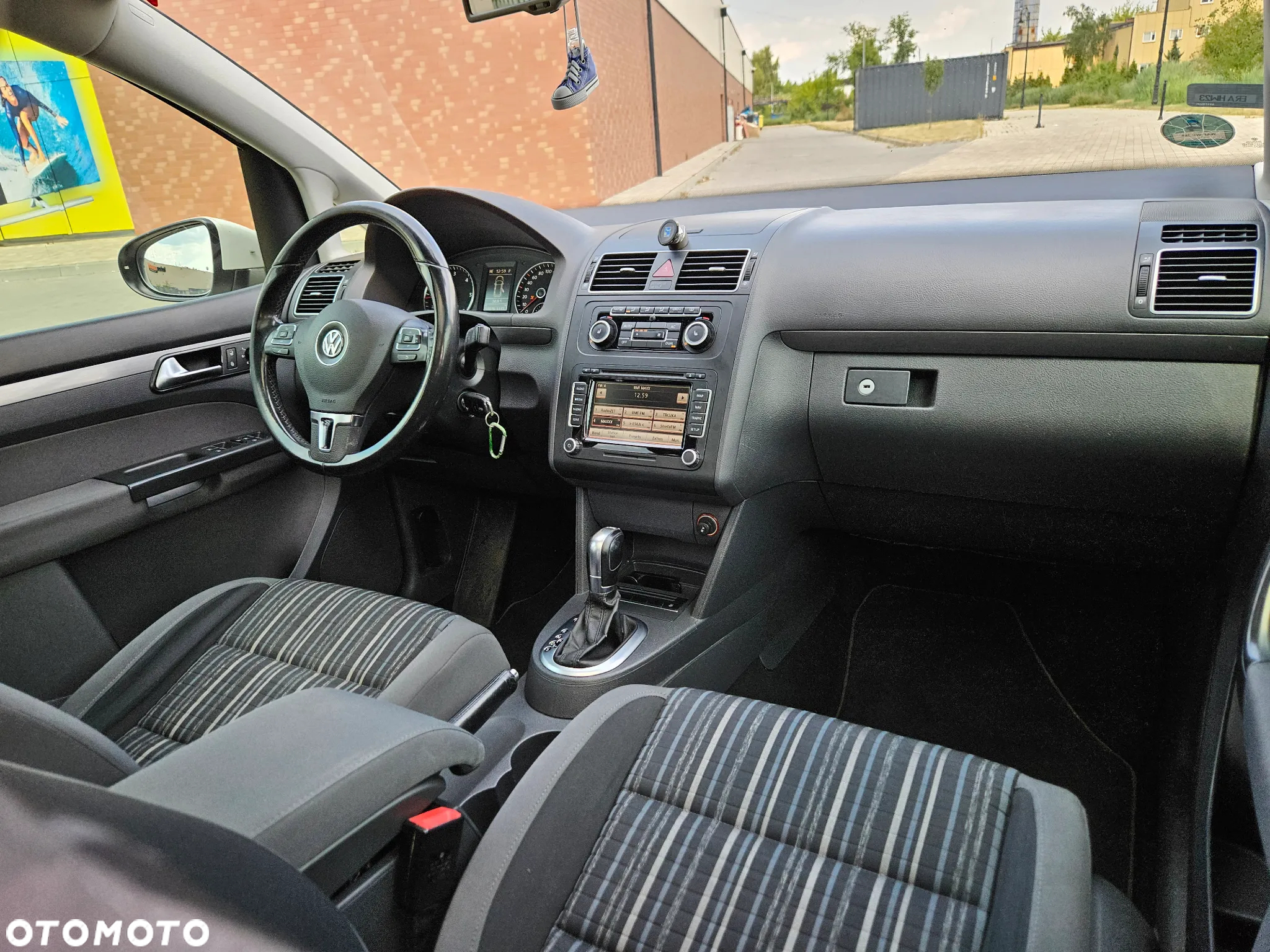 Volkswagen Touran 2.0 TDI DPF Cross DSG - 27