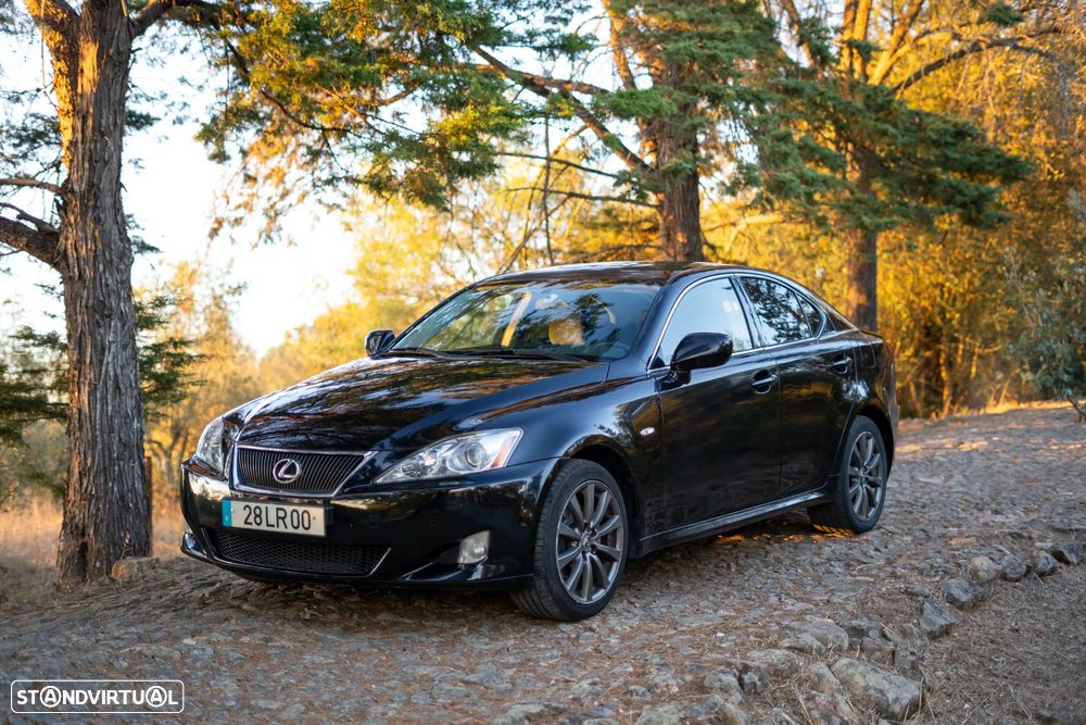 Lexus IS 220 - 5
