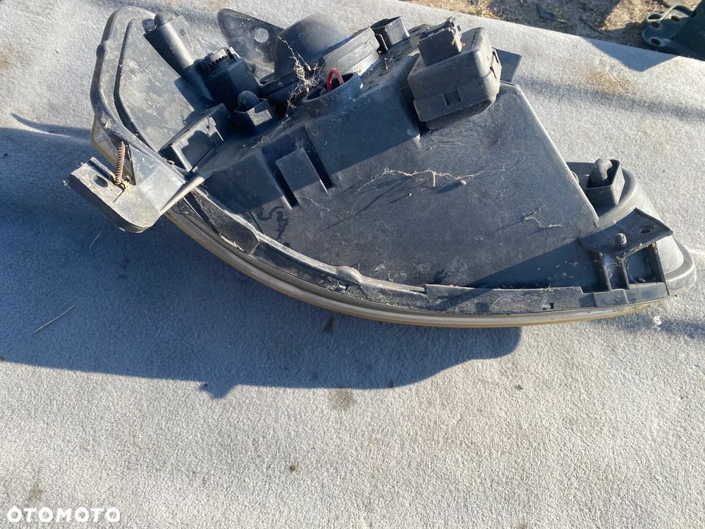 LAMPA LAMPY PRZÓD PRZEDNIA LEWA PRAWA VW FOX - 18