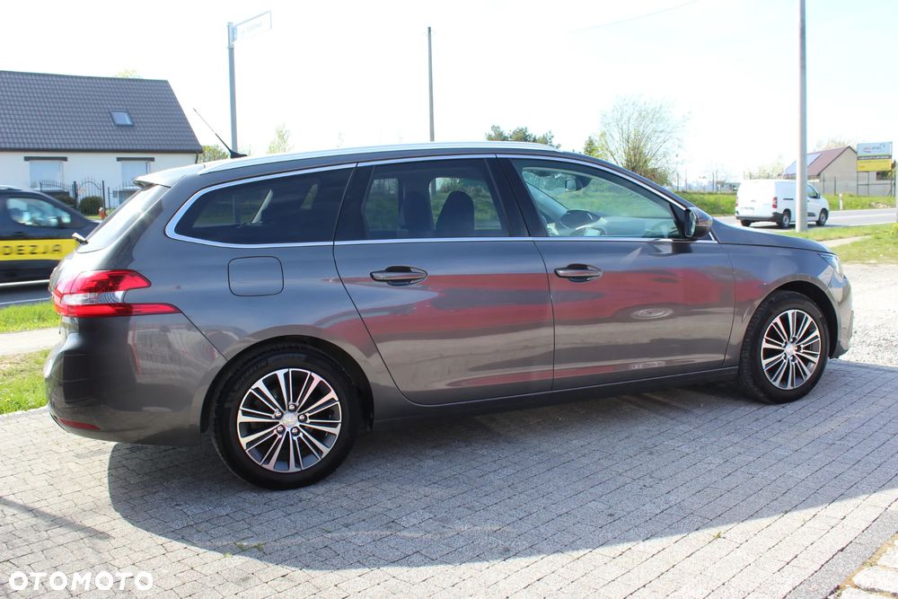 Peugeot 308 BlueHDi 130 EAT8 GT - 5
