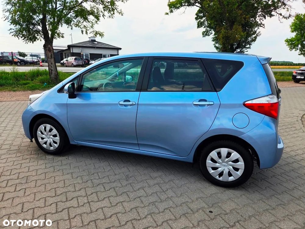 Toyota Verso S 1.33 Premium - 13