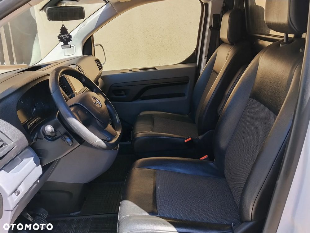 Opel Vivaro - 2