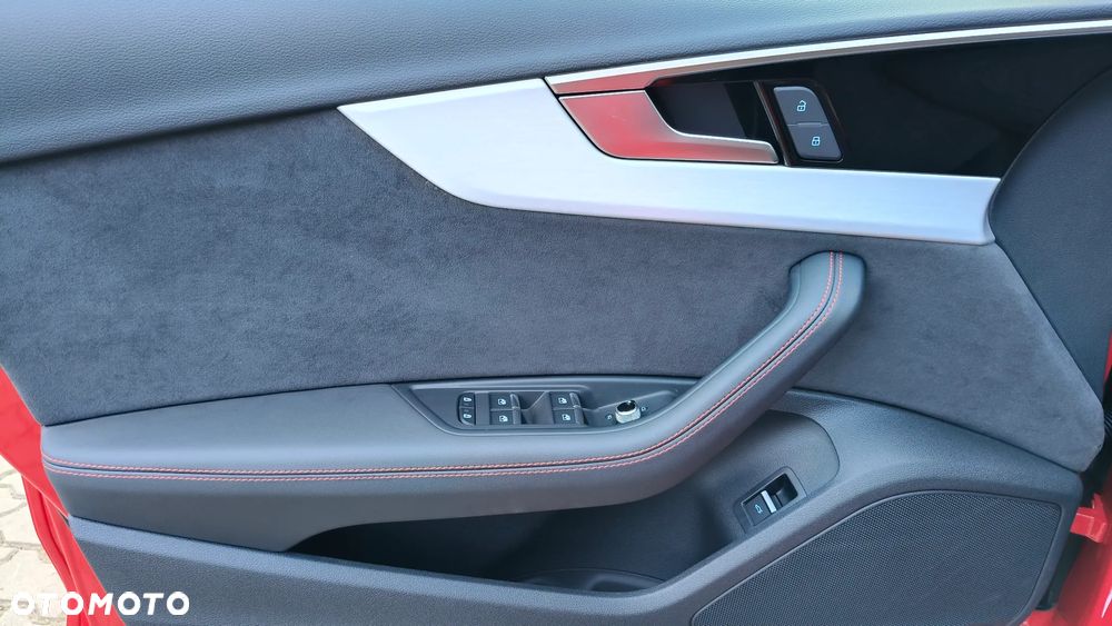 Audi A4 - 32