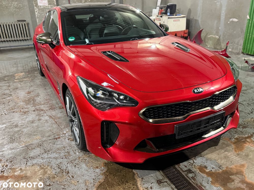Kia Stinger 3.3 T-GDI V6 GT AWD - 2