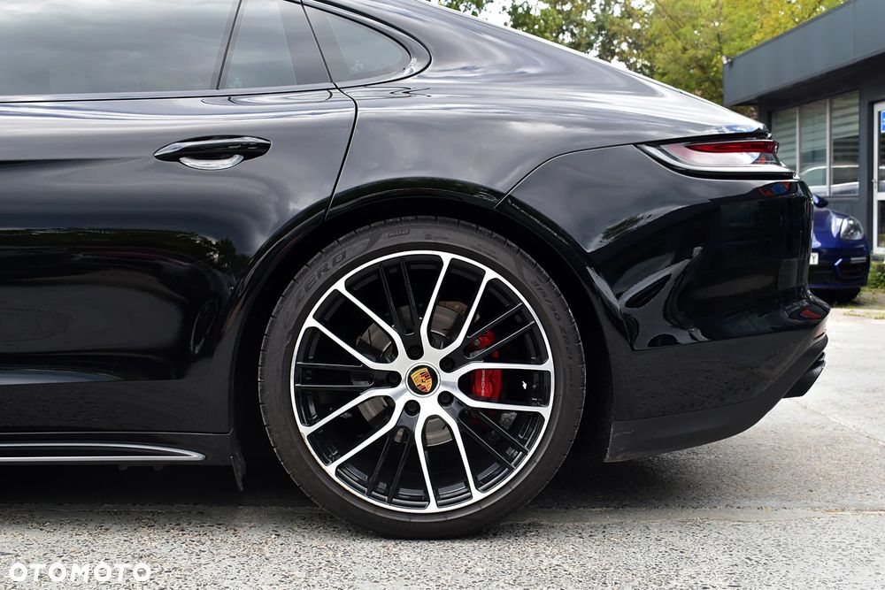 Porsche Panamera 4S GPF Executive - 36