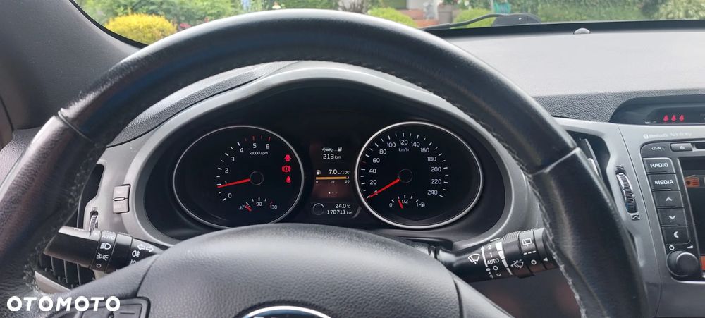 Kia Sportage 1.7 CRDI Business Line L 2WD - 12