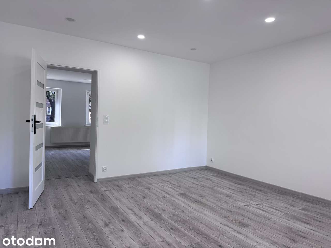 Katowice | ul. 1 Maja | 2 pokoje | 81 m² | Po remoncie | Blisko UE