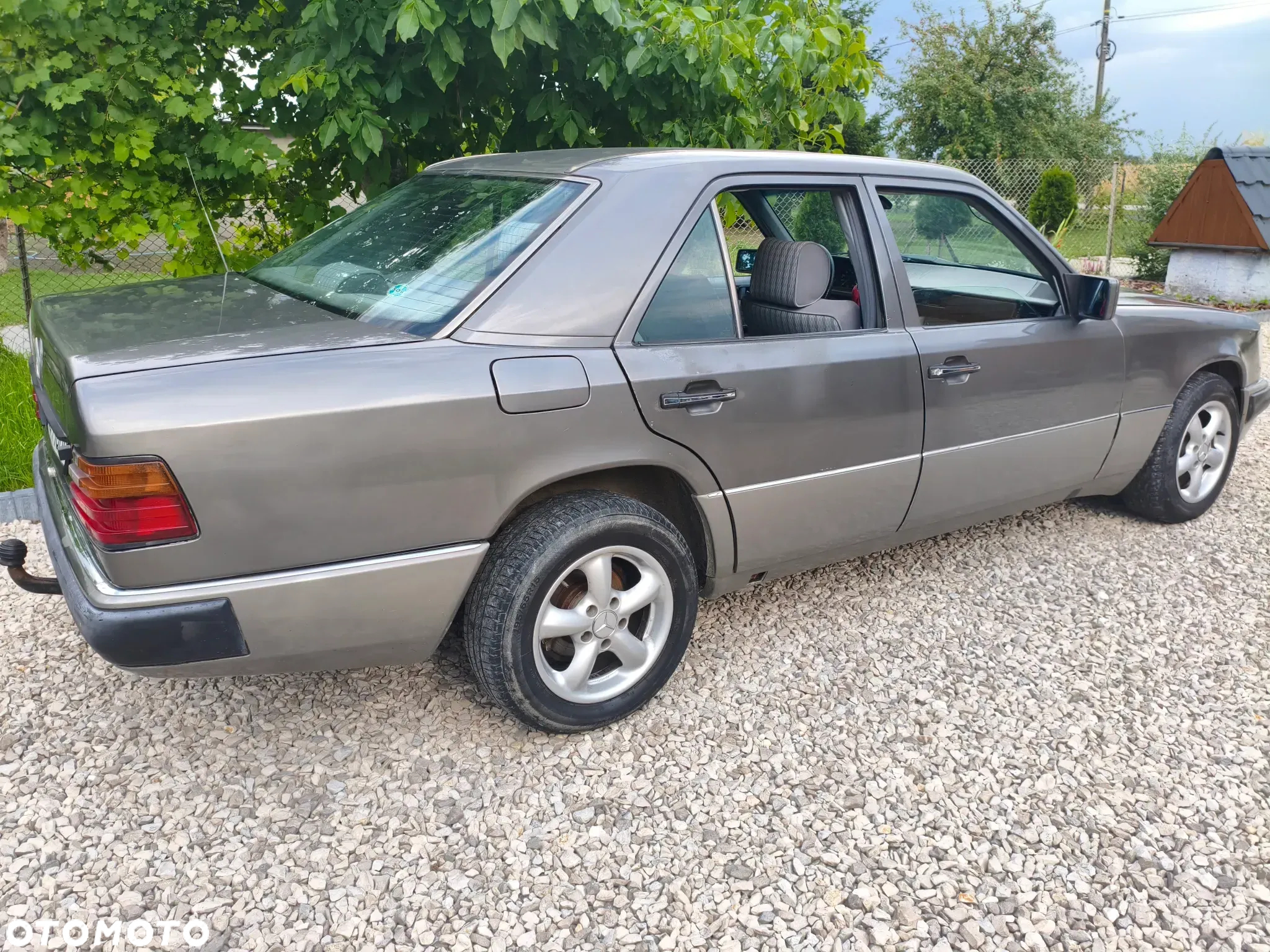 Mercedes-Benz W124 (1984-1993) - 3