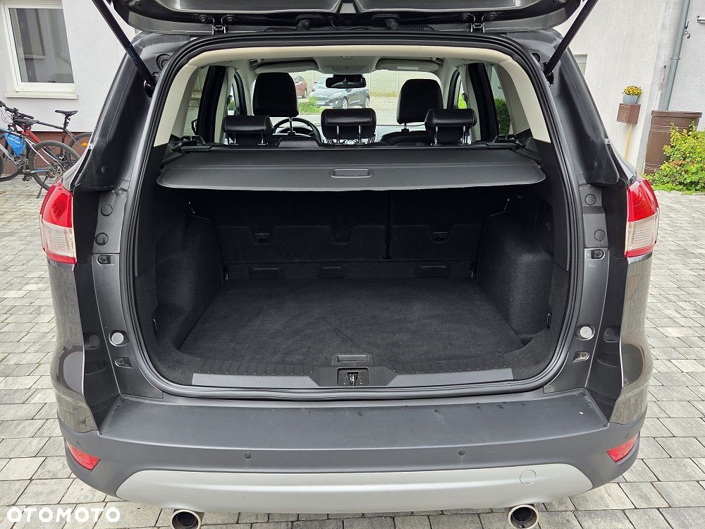 Ford Kuga 2.0 TDCi 2x4 Titanium - 13