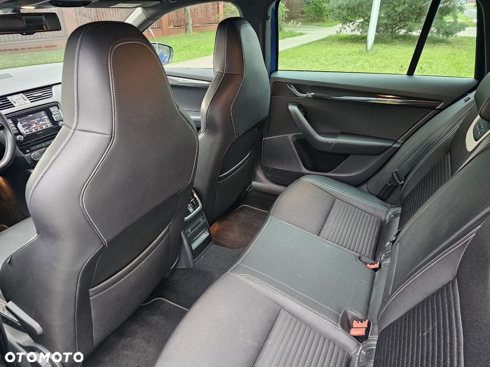 Skoda Octavia 2.0 TSI (Green tec) DSG RS - 21