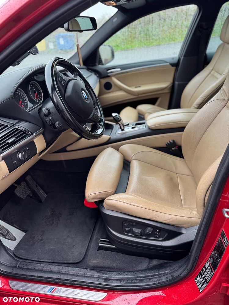 BMW X6M - 14