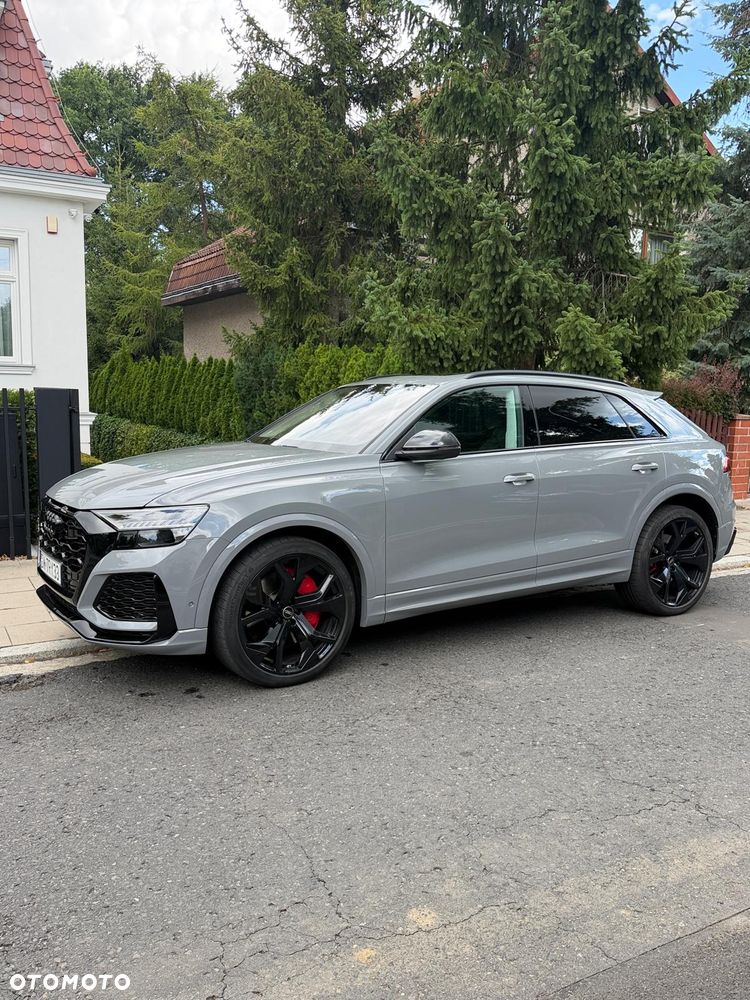Audi RS Q8 - 6
