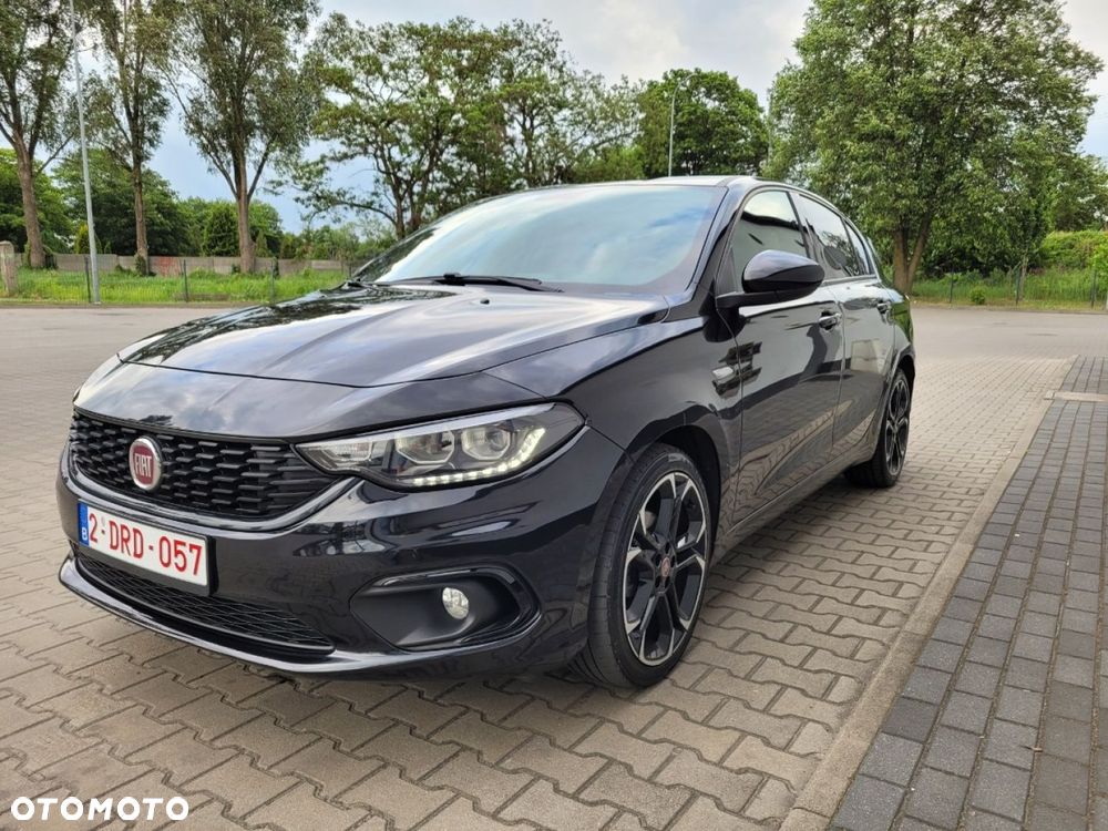 Fiat Tipo 1.4 T-Jet S-Design - 2