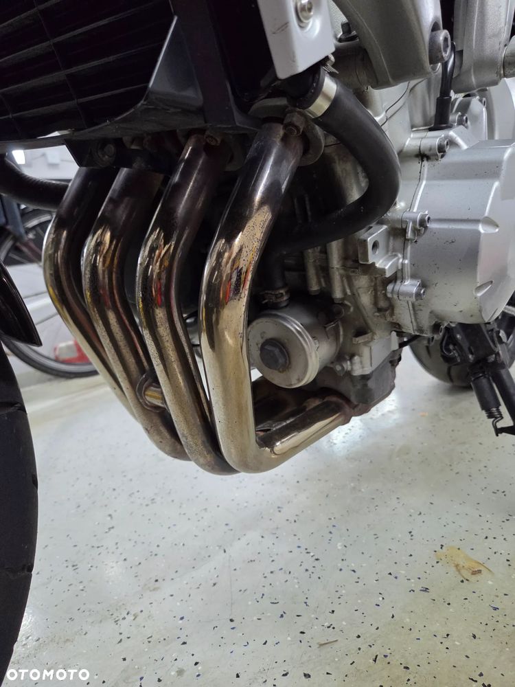 Yamaha FZ6 - 7