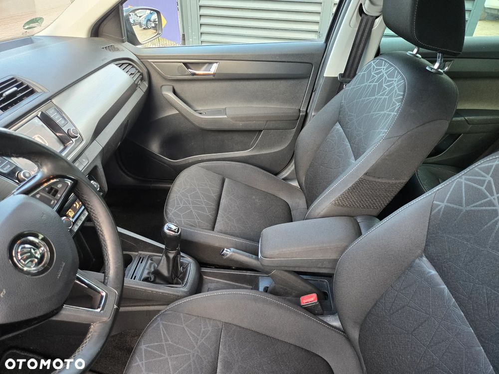 Skoda Fabia 1.0 MPI Edition - 19