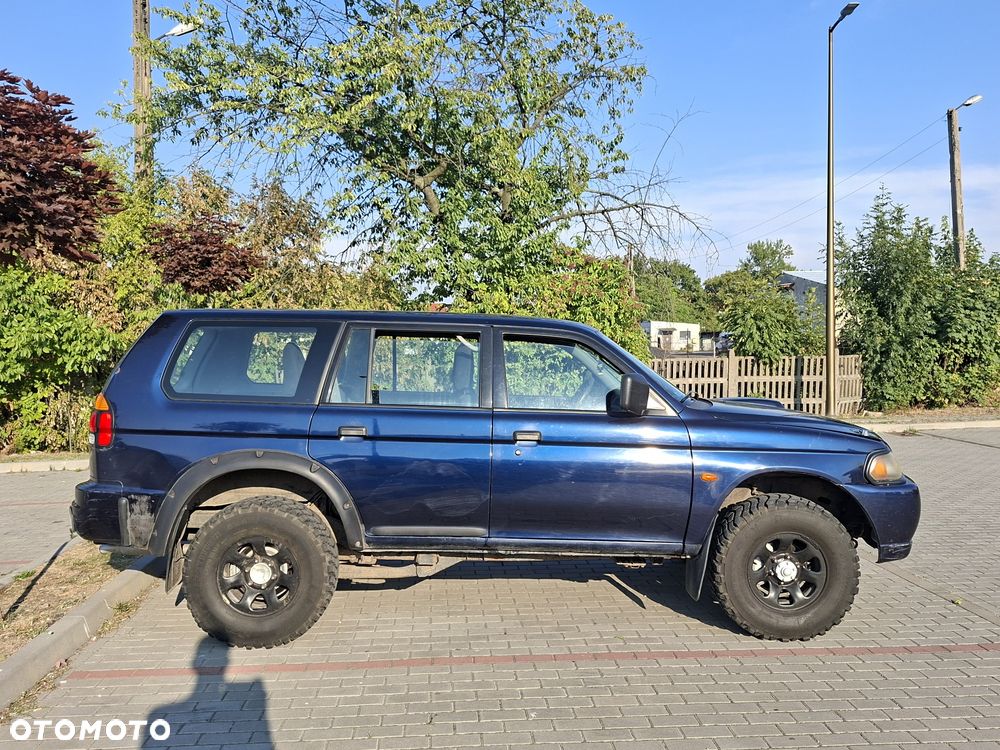 Mitsubishi Pajero - 6