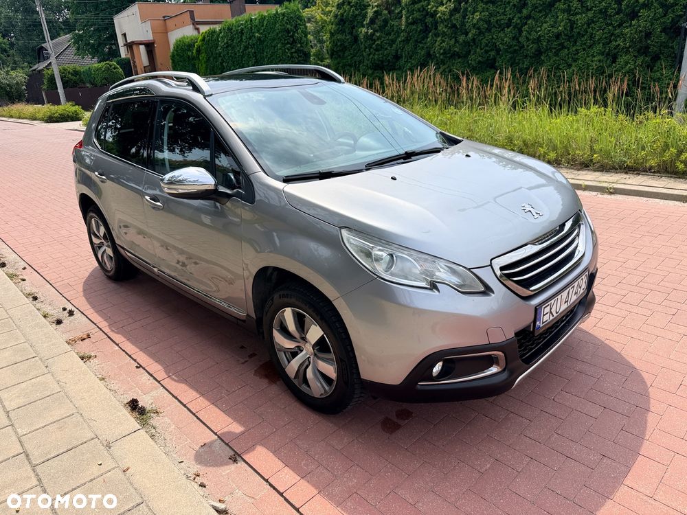 Peugeot 2008 1.2 Pure Tech Allure S&S - 2