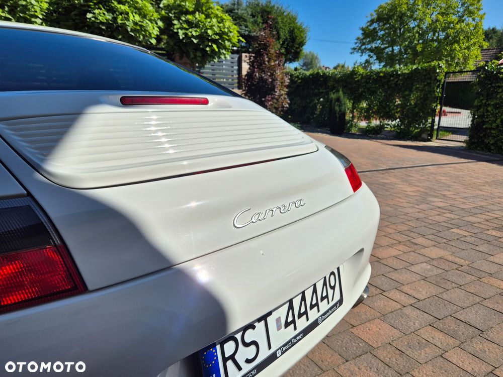 Porsche 911 - 25