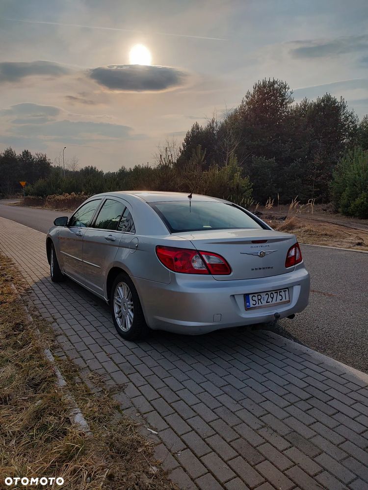 Chrysler Sebring - 5