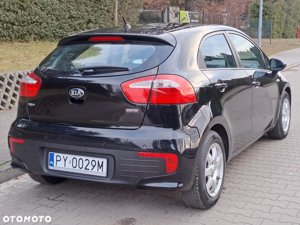 Kia Rio - 4