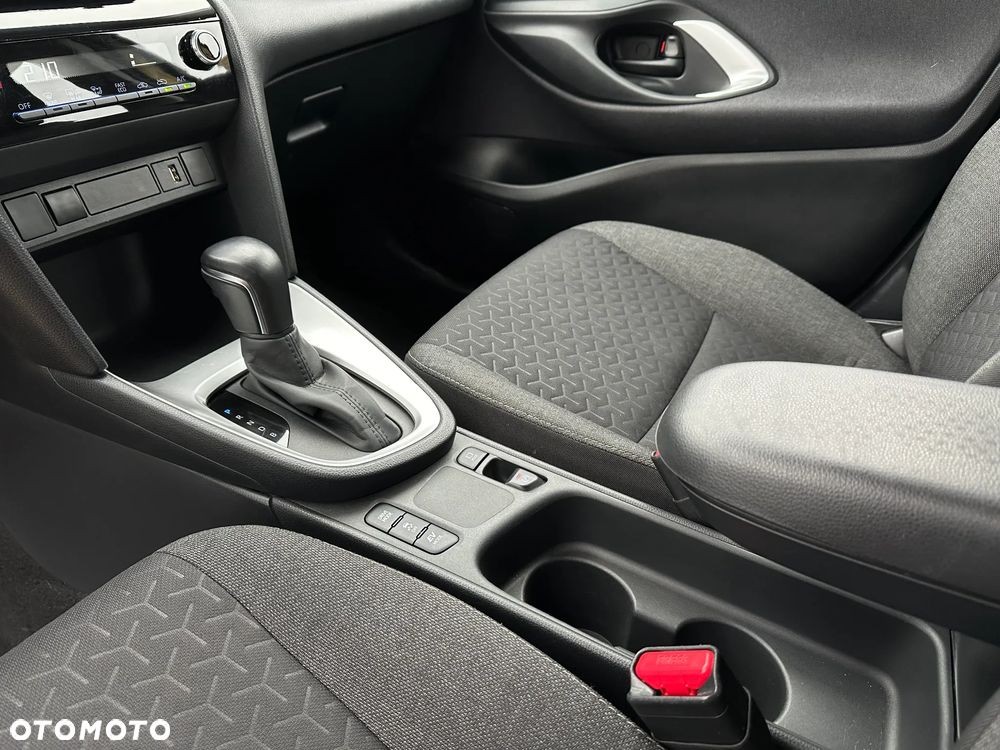 Toyota Yaris Cross Hybrid 1.5 Comfort - 31