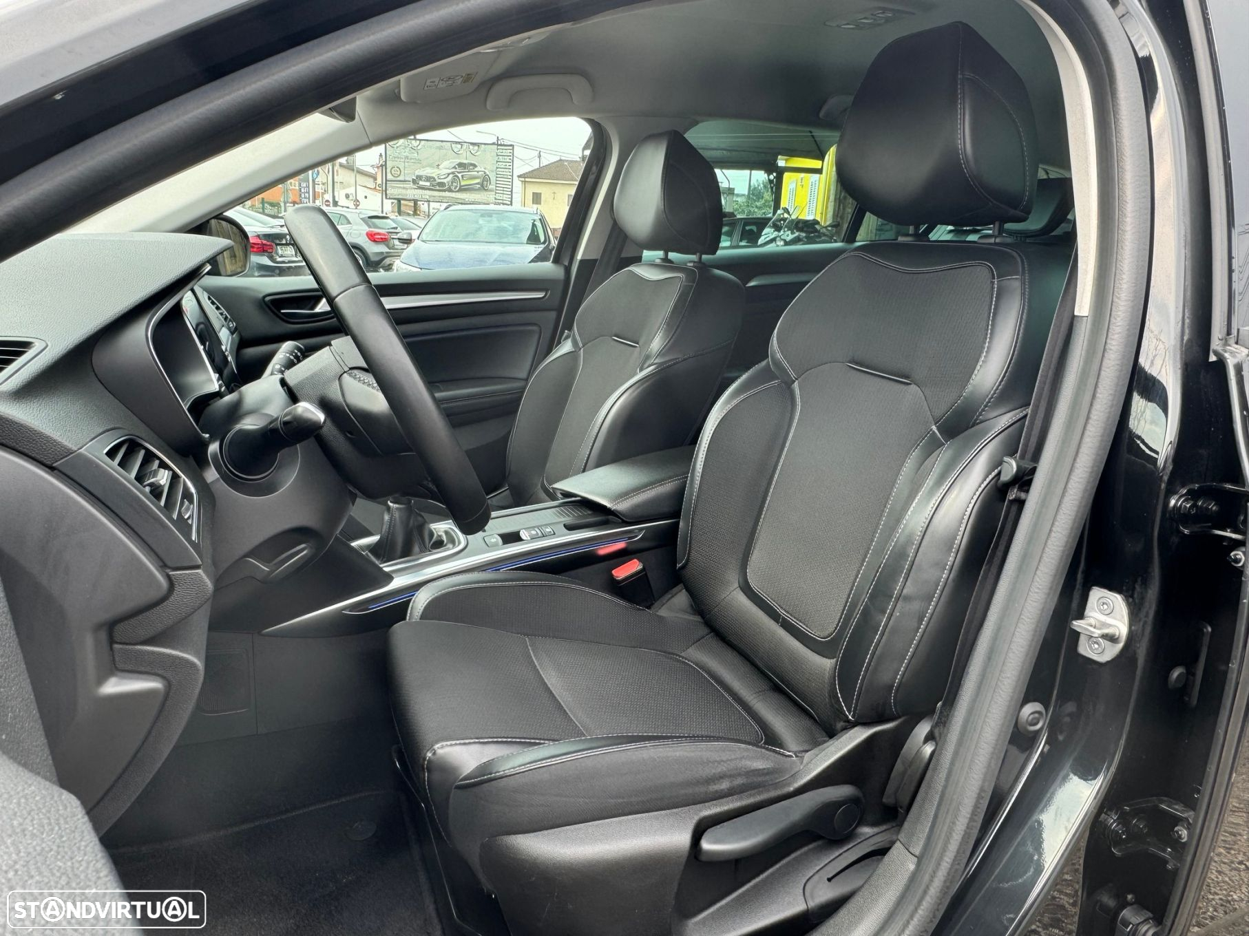 Renault Mégane Sport Tourer 1.5 Blue dCi R.S. Line - 18