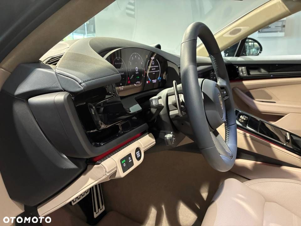 Porsche Panamera Turbo S E-Hybrid PHEV - 27