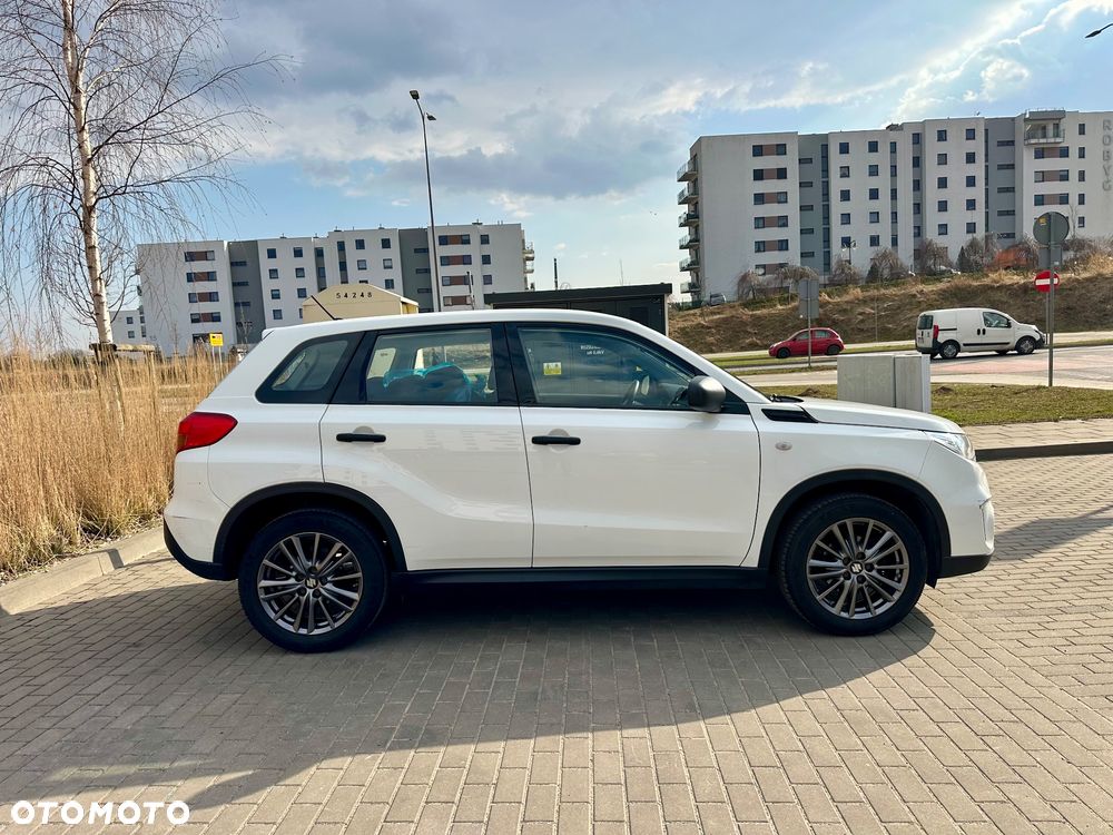Suzuki Vitara 1.6 Comfort 2WD - 8