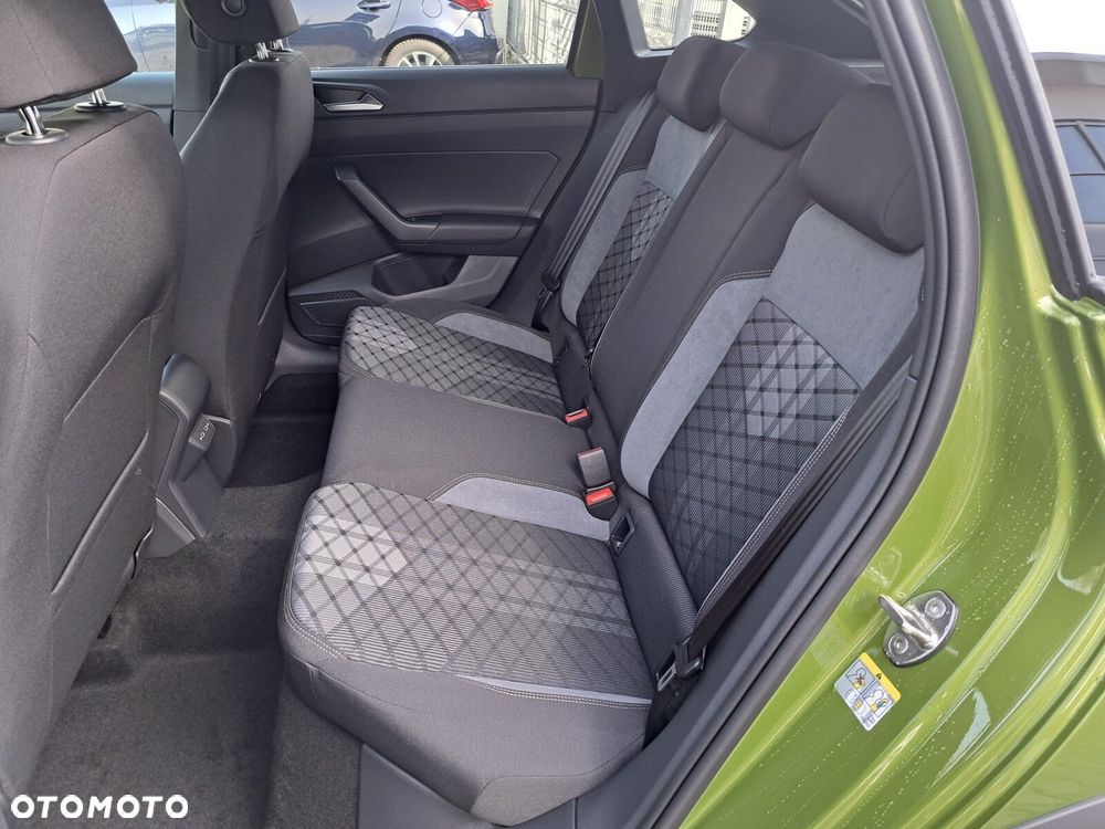 Volkswagen Taigo 1.5 TSI ACT R-Line DSG - 12